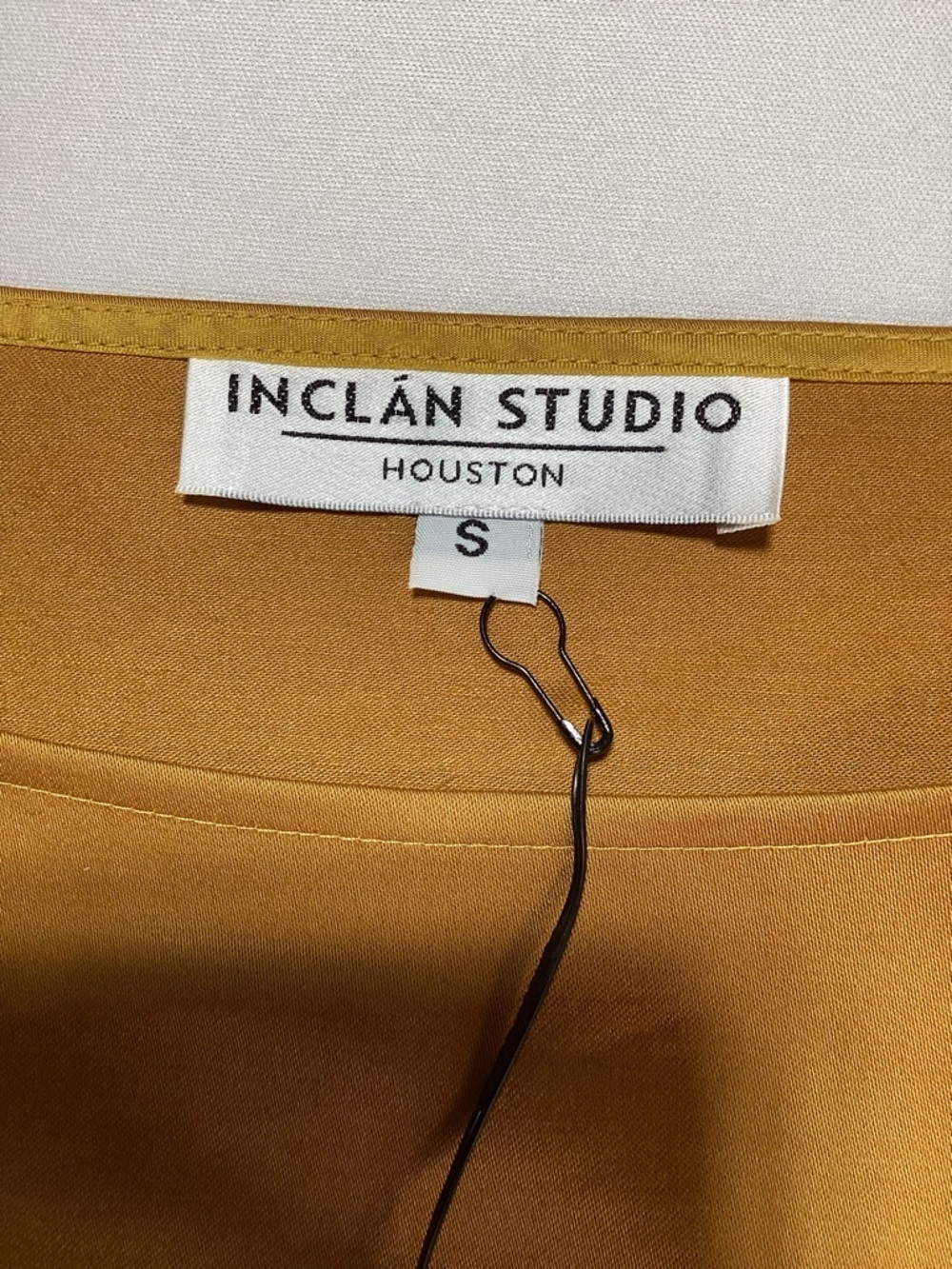 Inclan Studio Houston Minimalist Camel London Cotton Top - Picture 5 of 11
